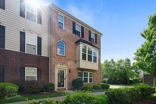 601 Pointe View DRIVE, Adams Twp, PA 16046