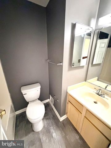 5053 COLBURN TER, Hyattsville, MD 20782