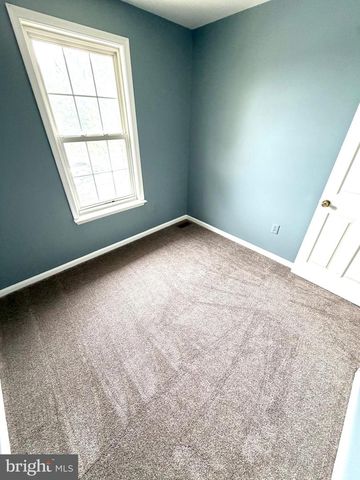 5053 COLBURN TER, Hyattsville, MD 20782