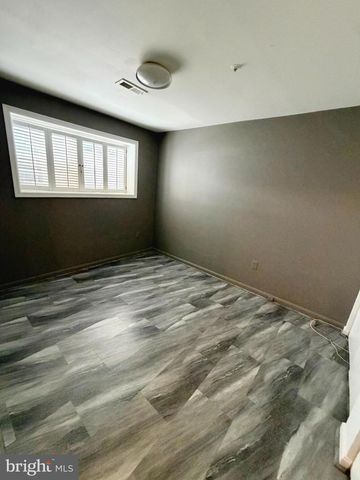 5053 COLBURN TER, Hyattsville, MD 20782
