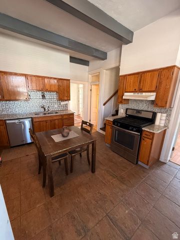 305 E 300 S, Provo, UT 84606