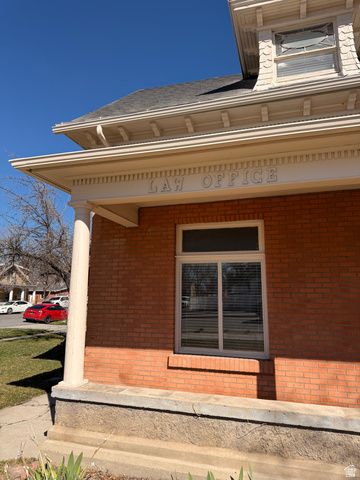 305 E 300 S, Provo, UT 84606