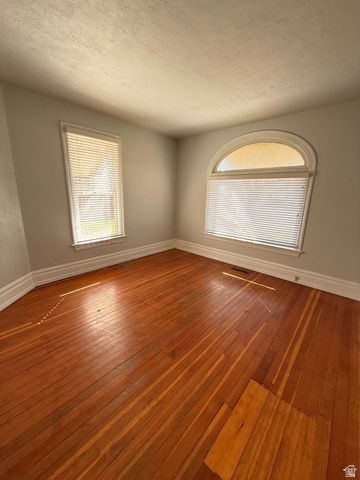 305 E 300 S, Provo, UT 84606