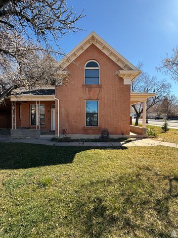 305 E 300 S, Provo, UT 84606