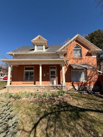 305 E 300 S, Provo, UT 84606