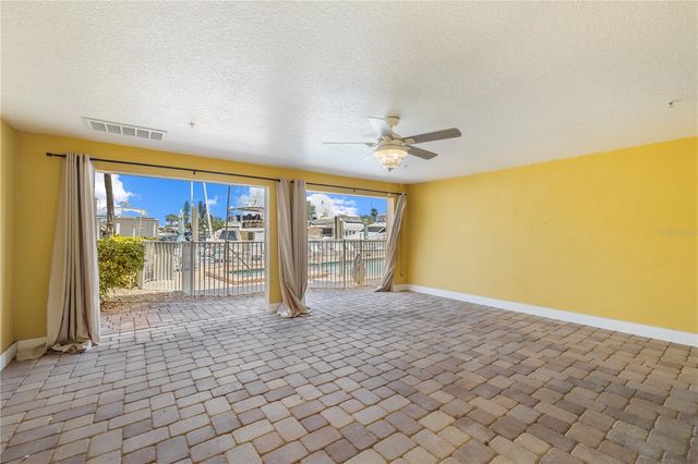 116 131ST AVENUE E F, Madeira Beach, FL 33708