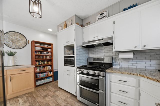 3252 N Coolidge Ave, Wichita, KS 67204