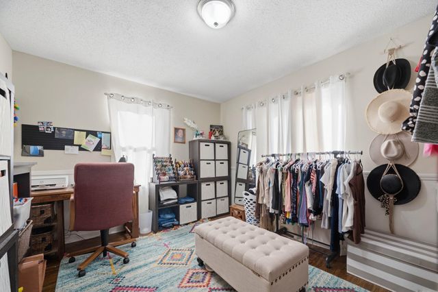 3252 N Coolidge Ave, Wichita, KS 67204