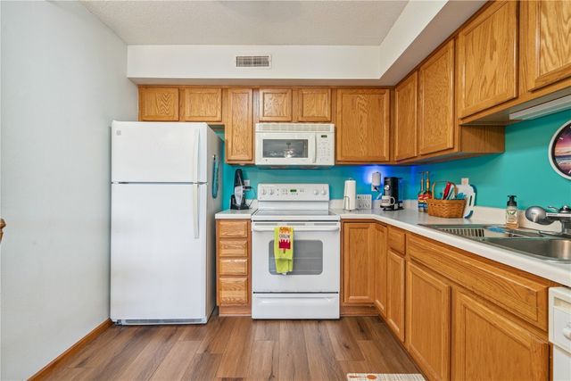 3150 Wilson Avenue SW 7, Cedar Rapids, IA 52404