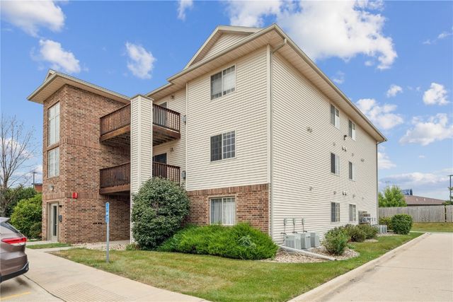 3150 Wilson Avenue SW 7, Cedar Rapids, IA 52404