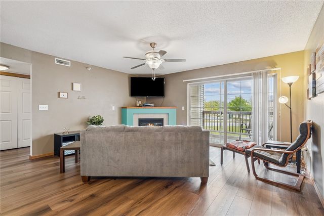 3150 Wilson Avenue SW 7, Cedar Rapids, IA 52404