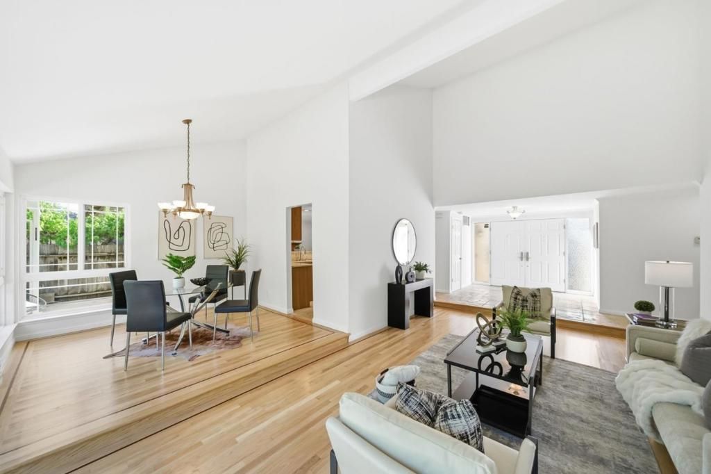 Image 12 of property listing at 3194 La Mesa Drive, San Carlos, CA 94070