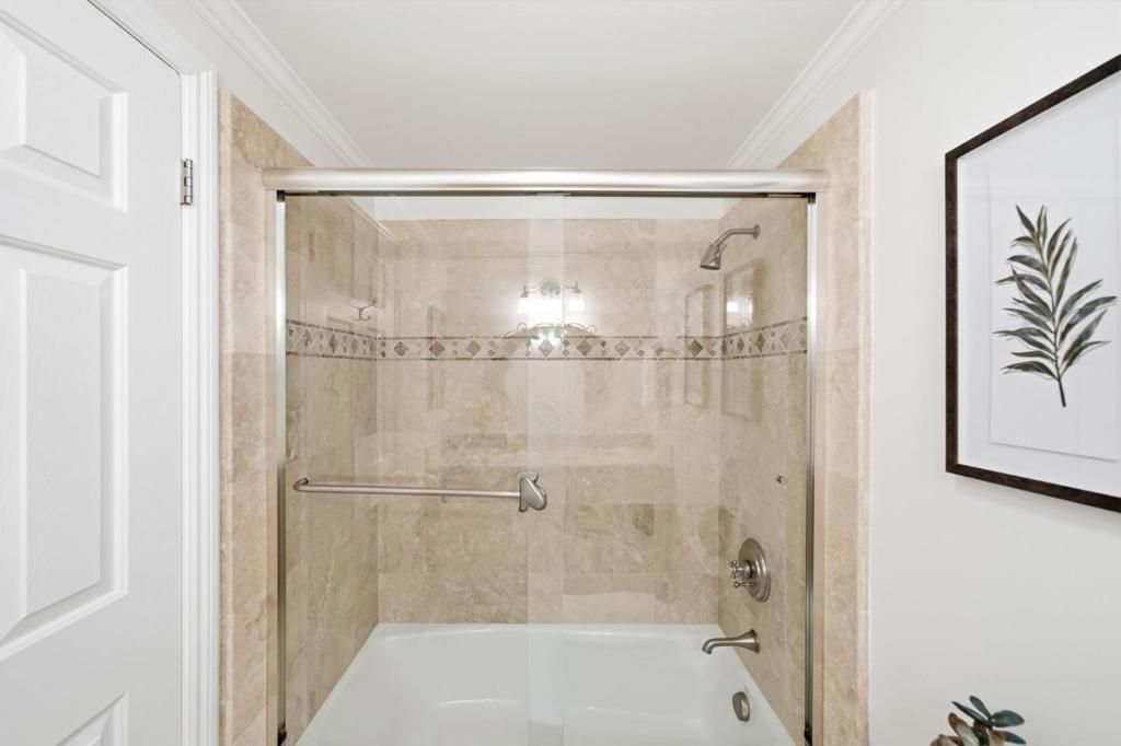 Image 22 of property listing at 3194 La Mesa Drive, San Carlos, CA 94070