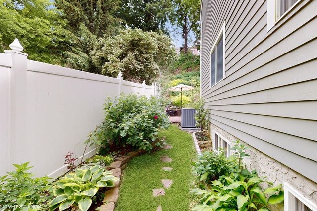 50 Snowden Avenue, Ossining, NY 10562