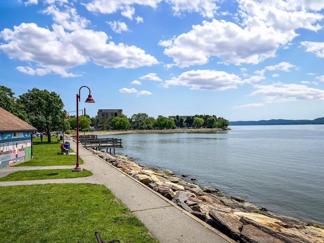 50 Snowden Avenue, Ossining, NY 10562