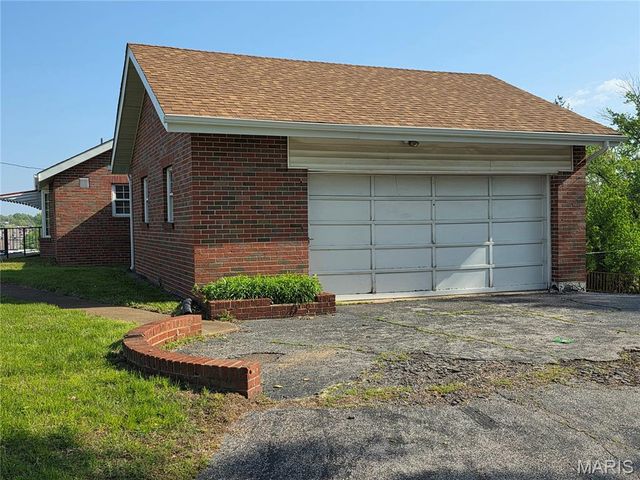 4448 Telegraph Road, St Louis, MO 63129