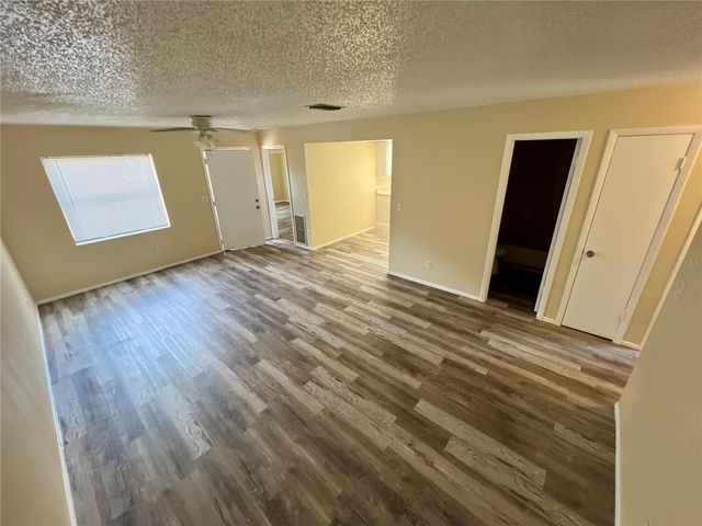 613 61ST AVENUE TERRACE E 613, Bradenton, FL 34203