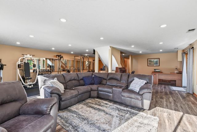 21245 Gypsy Valley Road, Nowthen, MN 55303