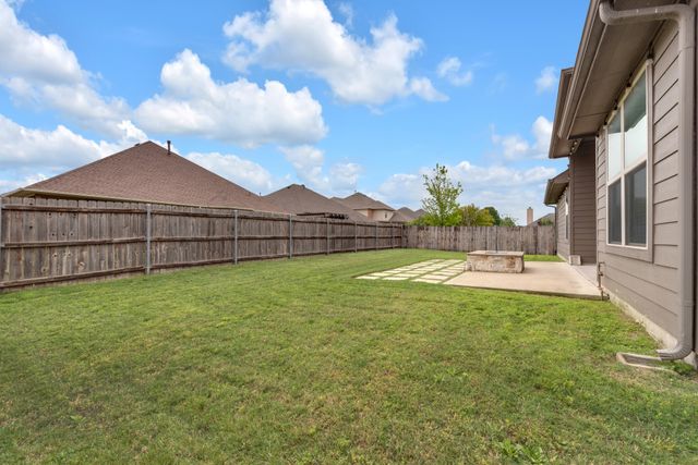 1428 Mesa Crest Drive, Fort Worth, TX 76052