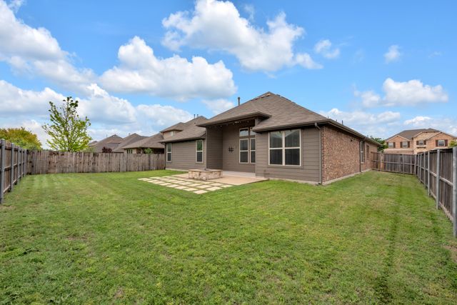 1428 Mesa Crest Drive, Fort Worth, TX 76052