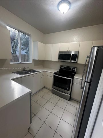 2912 SE 15th Rd 56, Homestead, FL 33035