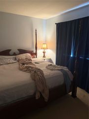 5943 SW 162nd Pl, Miami, FL 33193