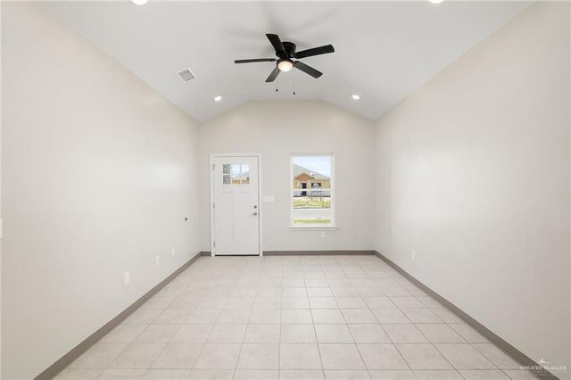 2416 N Valley Circle, La Feria, TX 78559