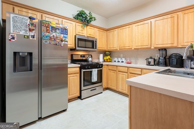 136 Camry Lane, Grayson, GA 30017