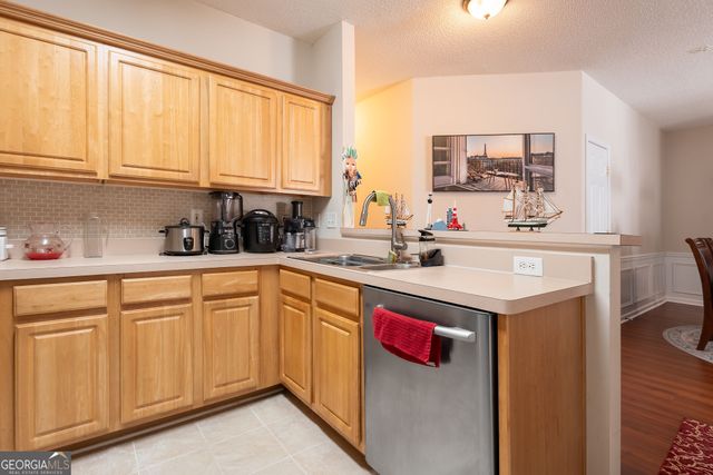136 Camry Lane, Grayson, GA 30017