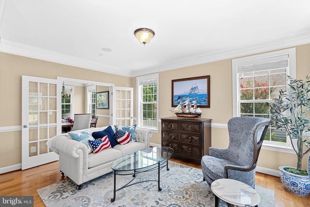 661 CHICKAMAUGA DR, Harpers Ferry, WV 25425