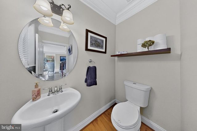 661 CHICKAMAUGA DR, Harpers Ferry, WV 25425