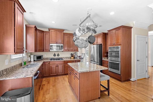 661 CHICKAMAUGA DR, Harpers Ferry, WV 25425