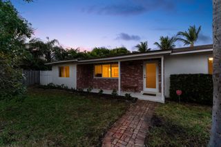 239 SE 34th Avenue, Boynton Beach, FL 33435