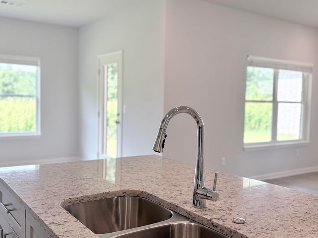 4905 Edgemont Drive, Jonesboro, AR 72405