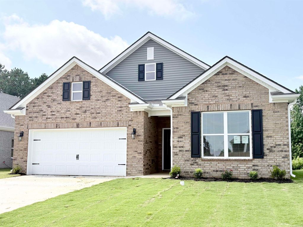 4905 Edgemont Drive, Jonesboro, AR 72405