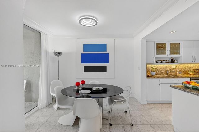 181 Crandon Blvd 106, Key Biscayne, FL 33149