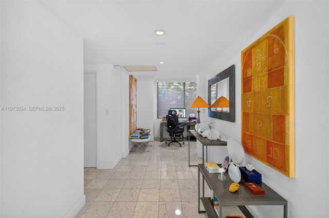 181 Crandon Blvd 106, Key Biscayne, FL 33149