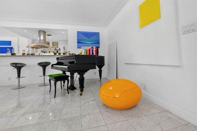 181 Crandon Blvd 106, Key Biscayne, FL 33149