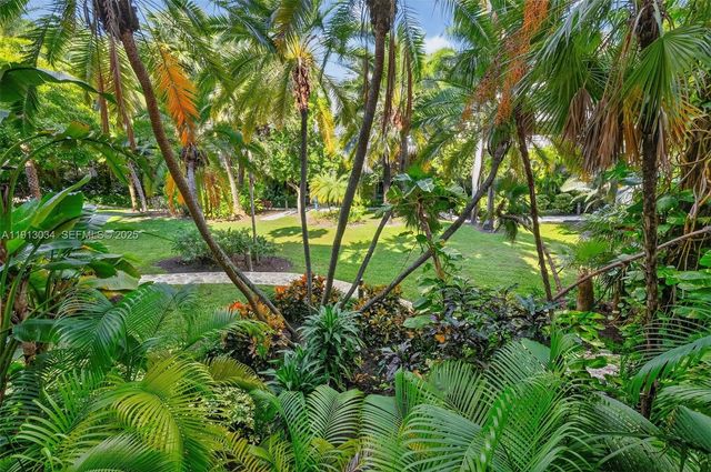 181 Crandon Blvd 106, Key Biscayne, FL 33149