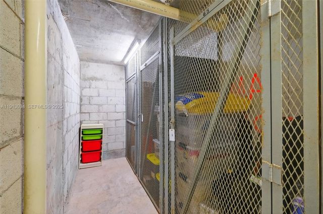 181 Crandon Blvd 106, Key Biscayne, FL 33149