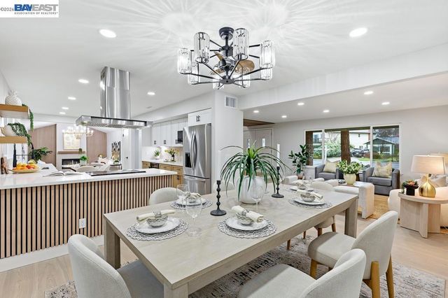 74 74 Hazelnut Ct, San Ramon, CA 94583