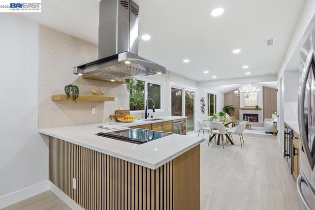 74 74 Hazelnut Ct, San Ramon, CA 94583