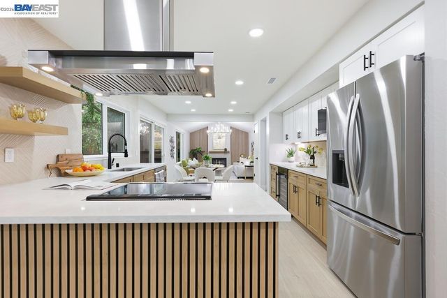 74 74 Hazelnut Ct, San Ramon, CA 94583