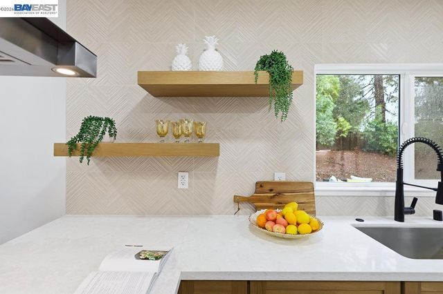 74 74 Hazelnut Ct, San Ramon, CA 94583