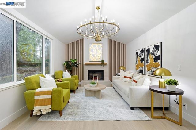 74 74 Hazelnut Ct, San Ramon, CA 94583