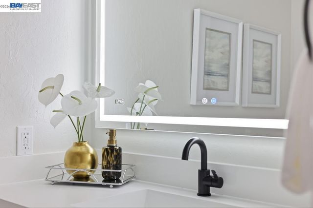 74 74 Hazelnut Ct, San Ramon, CA 94583