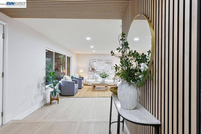 74 74 Hazelnut Ct, San Ramon, CA 94583