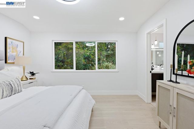 74 74 Hazelnut Ct, San Ramon, CA 94583