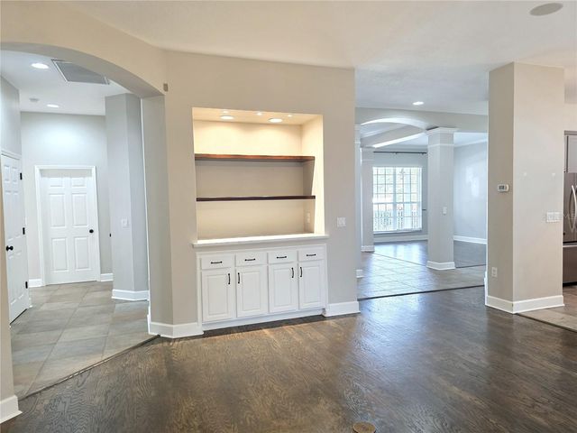 511 CROWNED EAGLE COURT, Valrico, FL 33594