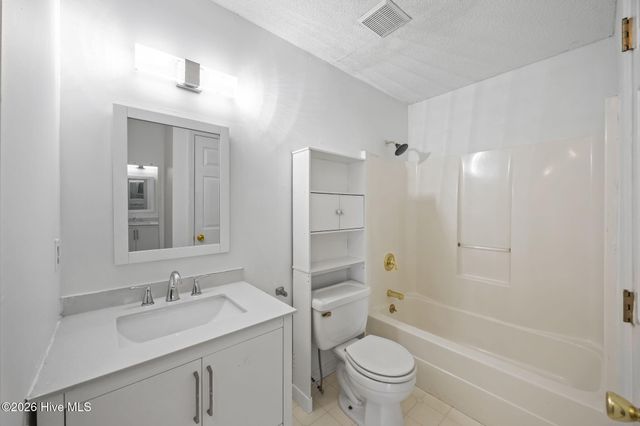 607 Spring Forest Road G, Greenville, NC 27834